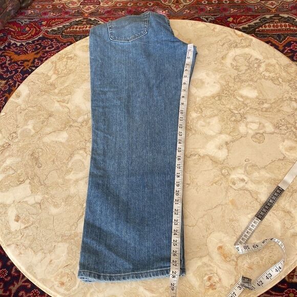 Lee Relaxed Straight Leg Jeans 16 Short - Picture 13 of 15